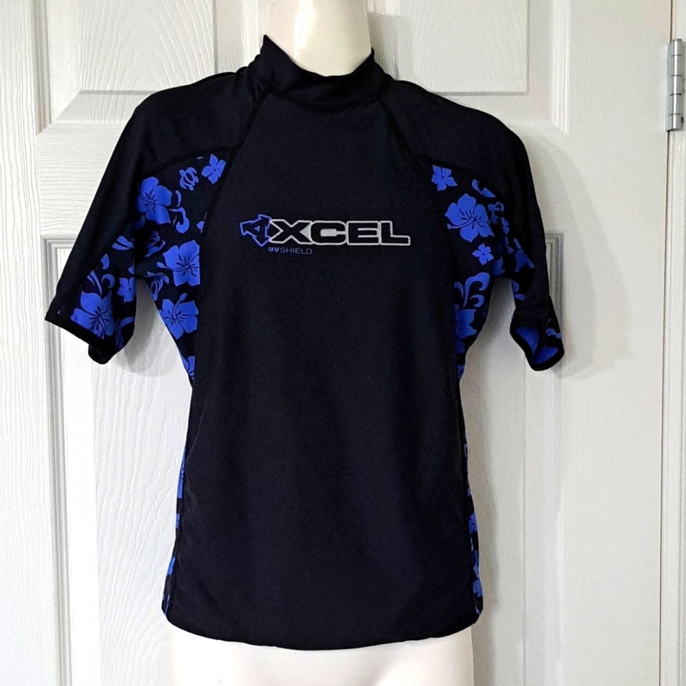 XCEL UV Shield Top M